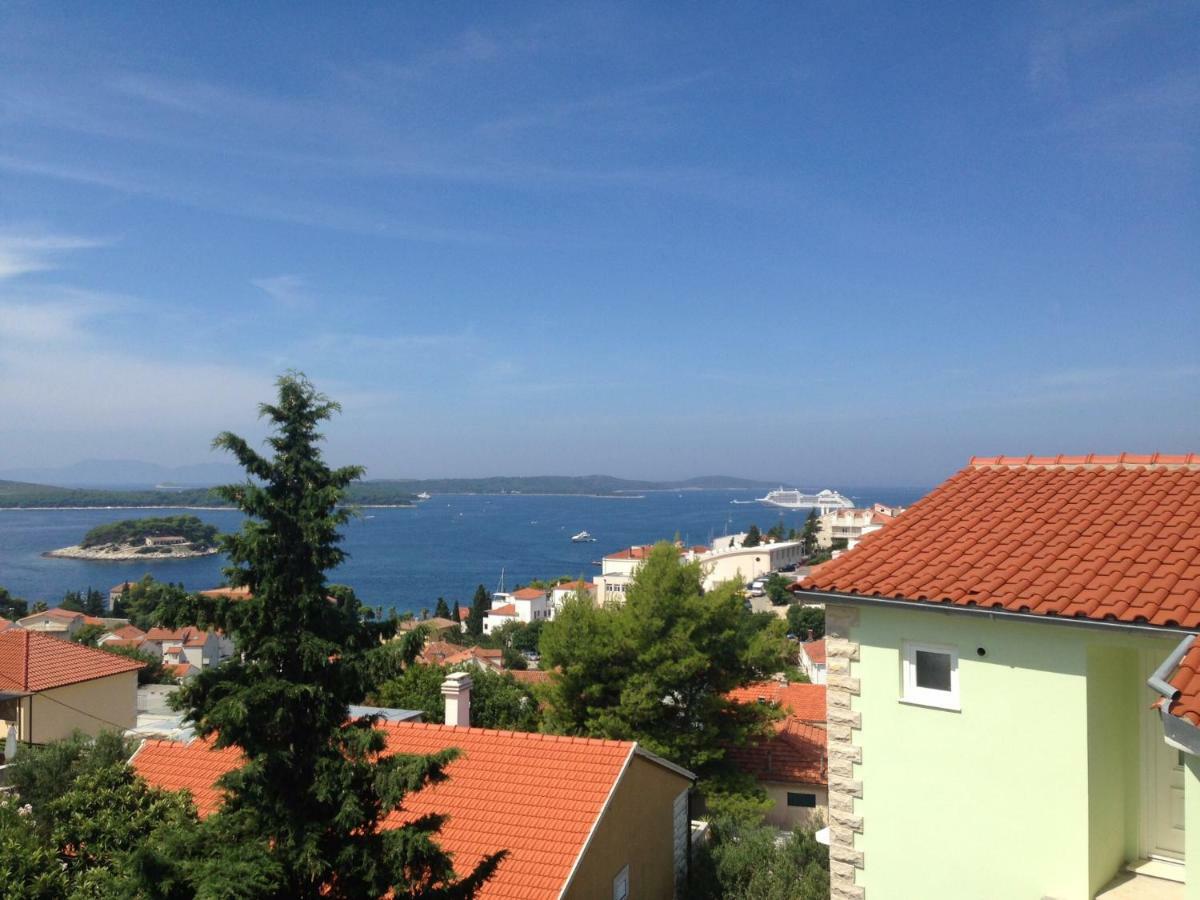 Apartments Jakic 1 Hvar Town Exterior photo